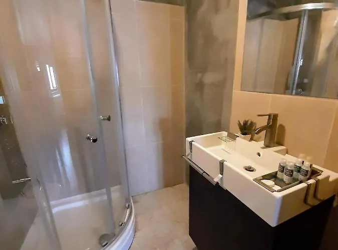 Maria Balat Aparthotel *