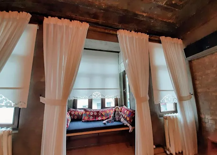 Maria Balat Aparthotel *