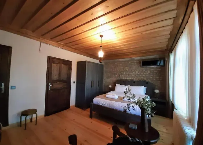 Maria Balat Aparthotel