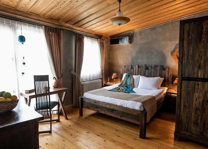 Aparthotel Maria Balat *