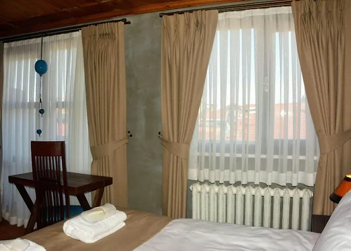 Maria Balat Aparthotel